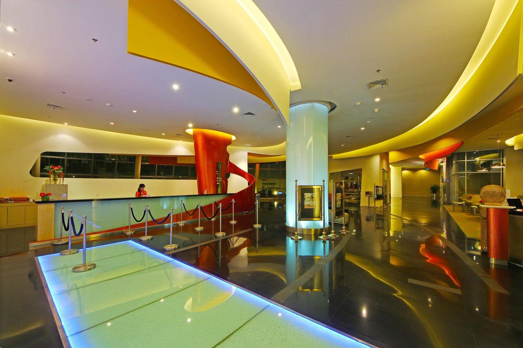 בנדונג Pop! Hotel Festival Citylink מראה חיצוני תמונה